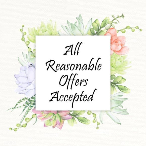 THIS CLOSET CONSIDERS ALL FAIR OFFERS - Picture 3 of 4